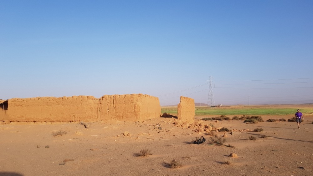 Guelmin Tanta N1 km33 35 (モロッコ)
